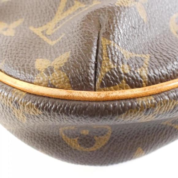 LOUIS VUITTON Monogram Odeon PM M56390 Shoulder Bag - Picture 3 of 7